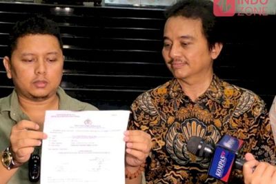 Sebelum Diperiksa Ulang Polda Metro Jaya, Roy Suryo Sempat ke Rumah Sakit