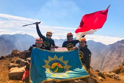 Cerita Menegangkan Pendaki Gunung Raung Taklukkan Medan Curam, Salah Dikit Menjemput Ajal!