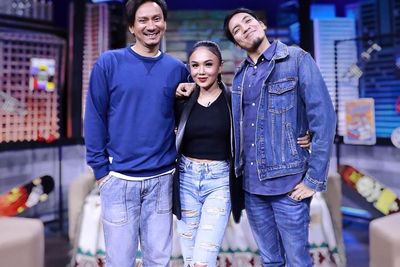 Yuni Shara Tetap Awet Muda di Usia 50 Tahun, Desta Pangling Tak Percaya: Ini Mah 25 Cocok