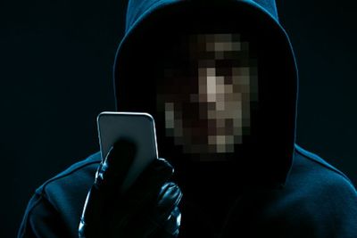 Panik, Komplotan Penipu ini Kena Mental Setelah Menipu Seorang Hacker, Diretas CCTV-nya