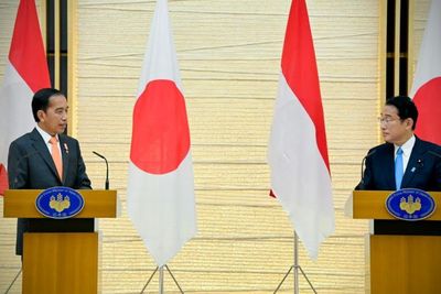 Saling Bertemu, Presiden Jokowi-PM Kishida Sepakat Perkuat Perdagangan dan Investasi