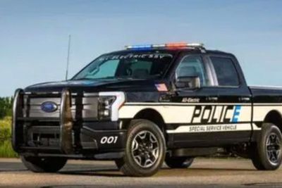 Ford Luncurkan Pikap F 150 Lightning Edisi Khusus