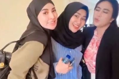 Momen Shandy dan Septia Pelukan Usai Konflik Sengketa Merek Dagang Bikin Adem
