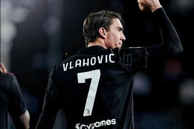 Dusan Vlahovic Targetkan 30 Gol untuk Juventus di Musim 2022 2023
