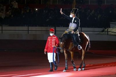 Gibran Rakabuming Tunggangi Kuda Bikin Bangga Penonton Pembukaan Asean Para Games 2022