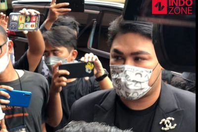 Ancam Laporkan Akun Gosip yang Terus Julid, Ivan Gunawan Disorot: Mukanya Kesel Banget