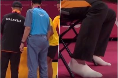 Salut! Pelatih Bulu Tangkis Malaysia Asal Indonesia Rela Nyeker demi Kasih Sepatu ke Lawan