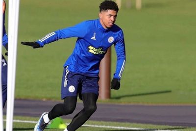 Chelsea Lirik Bek Mahal Asal Prancis, Siapa?