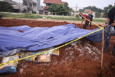 Beras Bansos Dikubur, Polisi: Kemensos Ngaku Tak Tahu soal Kerjasama Bulog dengan Vendor