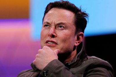 Elon Musk Dikagumi Banyak Orang, Ayahnya Malah Tidak Bangga, Apa Sebabnya?