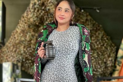 Uang Dewi Perssik Sering Hilang saat Nikah dengan Angga: Garasi Mobilnya Udah 4 di Lampung