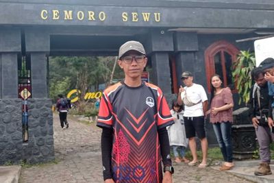 Pria Ini Nekat Lari Maraton dari Gunung Lawu ke Monas, Tujuannya Mulia Banget!