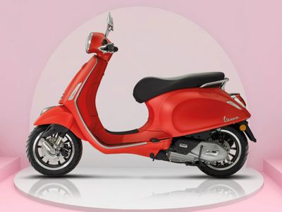 5 Perbandingan Vespa Matic Primavera dan Primavera S Terbaru 2025, Apa Perbedaannya?