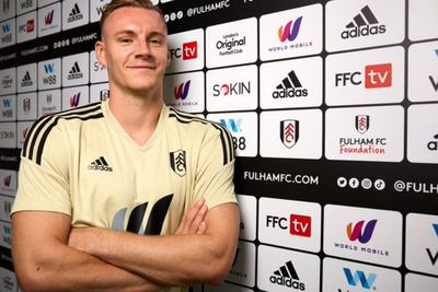 Resmi! Fulham Datangkan Berd Leno dari Arsenal