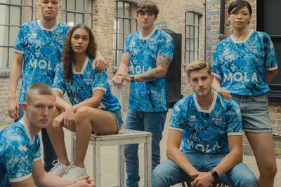 Gokil! Desainer Indonesia Rancang Jersey Klub Italia