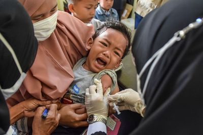 Minta Orang Tua Imunisasi Anak, Anies: Jangan Biarkan Anak Berinteraksi Tanpa Terlindungi