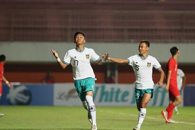 Bantai Singapura 9-0, Bima Sakti Minta Masyarakat Tak Puji Timnas Indonesia Berlebihan