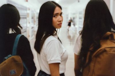 Lirik Lagu High School in Jakarta - Niki Zefanya, Tentang Kehidupan SMA