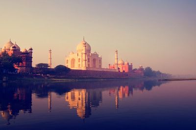 Asyik! Taj Mahal India Gratiskan Tiket Masuk Mulai 5 sampai 15 Agustus