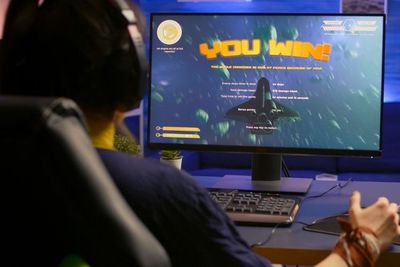 5 Inspirasi Kamar Gaming yang Super Nyaman dan Keren!
