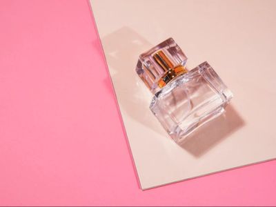 3 Ciri-ciri Parfum yang Wanginya Tahan Lama, Ini Cara Mengetahuinya!
