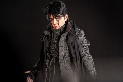Gary Numan Nyesal Pensiun Muda Tahun Setelah 2 Tahun Sukses, Dianggap Kesalahan Terbesar