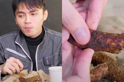 Iyuh! Pria Ini Sampai Muntah saat Cicipi Corndog Rating Terburuk: Seperti Pasir Bau Abu