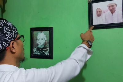 Menilik Praktik Pengobatan Legendaris Mak Erot yang Kini Diteruskan oleh Cucunya