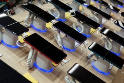 3 Resiko Membeli Smartphone Ilegal, Simak Yuk!