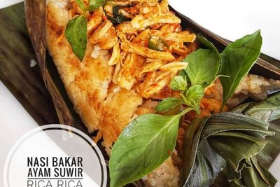 Resep Nasi Bakar Ayam Suwir, Menu Sarapan Pagi Simple!