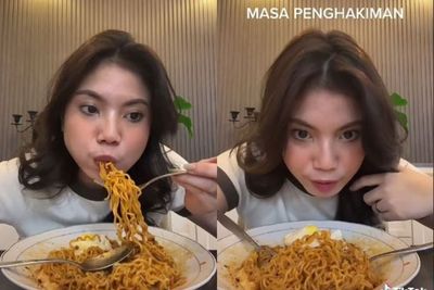 Berhasil Nyobain Resep Mie Instan Campur 2 Rasa, Saking Enaknya Wanita Ini Sampai Melotot!