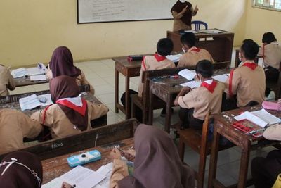 Dugaan Kasus Intoleransi di Sekolah, PDIP Ungkap Beli Seragam di Koperasi Ditanya Agama