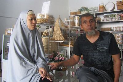 Mantan TKI di Amerika Sukses Usaha Kue Kering, Cuannya Ratusan Juta, Ini Rahasianya!