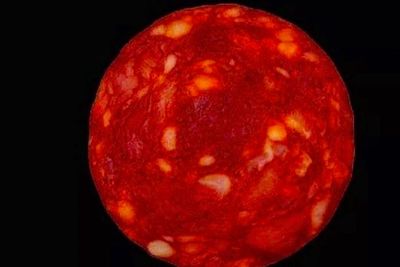 Astronom Ternama Unggah Foto Bintang, Netizen Sudah Percaya, Ternyata Cuma Gambar Sosis