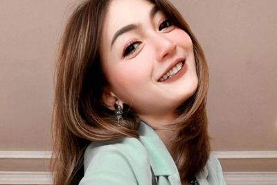 3 Pesona Riesca Rose Penyanyi Jebolan AFI Cantik yang Dituding Selingkuhan Sule