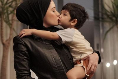 Diisukan Cerai dengan Arya Saloka, Putri Anne Posting Foto Bareng Anak: Just Me and You