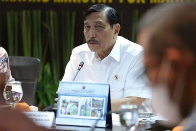 Anggota DPR Tolak Usulan Luhut Agar TNI Bisa Jabat di Kementerian
