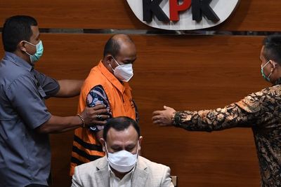 KPK Tetapkan Bupati Pemalang Jadi Tersangka, Diduga Terima Suap Rp6,1 Miliar
