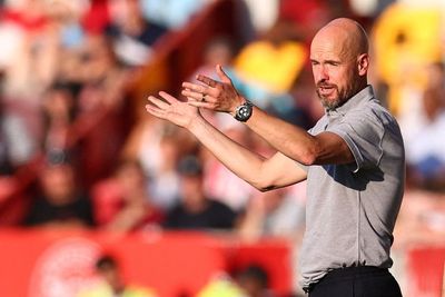 Erik Ten Hag dan De Gea Minta Maaf Usai Kecewakan Fans MU