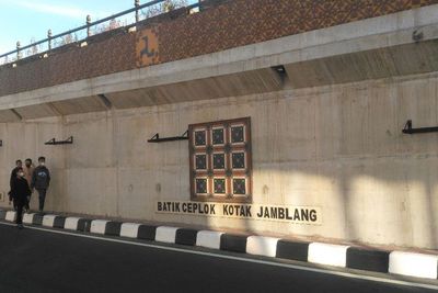 Satu-satunya di Indonesia! Flyover Memakai Batik, Bikin Kota Tambah Estetik