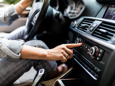 Waspada! Inilah Bahaya Menggunakan AC Mobil Terus-Menerus untuk Kesehatan