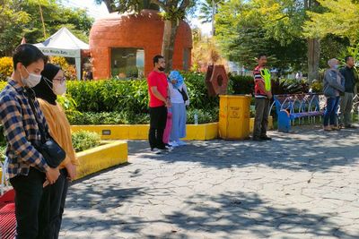 Detik-detik Proklamasi, Wisatawan Mendadak Diam Tak Bergerak di Alun-alun Batu, Kenapa?