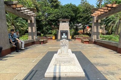 Kisah Makam Sendirian di Area Perkantoran Jaksel, Ternyata Pusara Bocah Korban G30S PKI