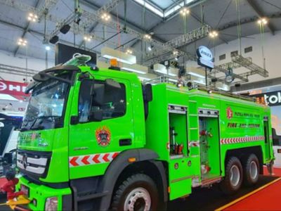 Truk Pemadam Kebakaran Sultan dengan Teknologi Canggih Hadir di GIIAS 2022