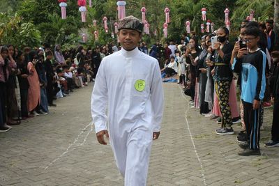 Citayam Fashion Week Kiamat , Muncul Fashion Show Kebhinekaan Sederhana Tapi Bermakna
