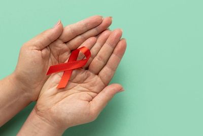 Remaja 15 Tahun di India Nekat Suntik Darah HIV Pacar ke Tubuhnya, Ini Risikonya!