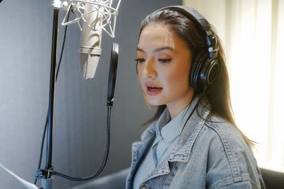 Raline Shah Gantikan Kate Winslet sebagai Narator untuk Eating Our Way To Extinction  