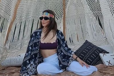 Pamer Perut Rata Bergaya ala Hipster, Wulan Guritno Mirip ABG Banget!