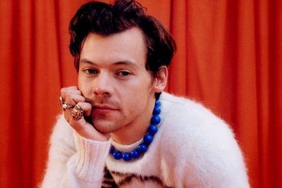 Harry Styles Menulis Album Solo ke-4, Masih Ingin Tur dan Ketemu Fans dari Atas Panggung