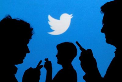 Sosok Ini Sentil Para Petinggi Twitter: Mereka Buta soal Akun Bot, Menyesatkan!